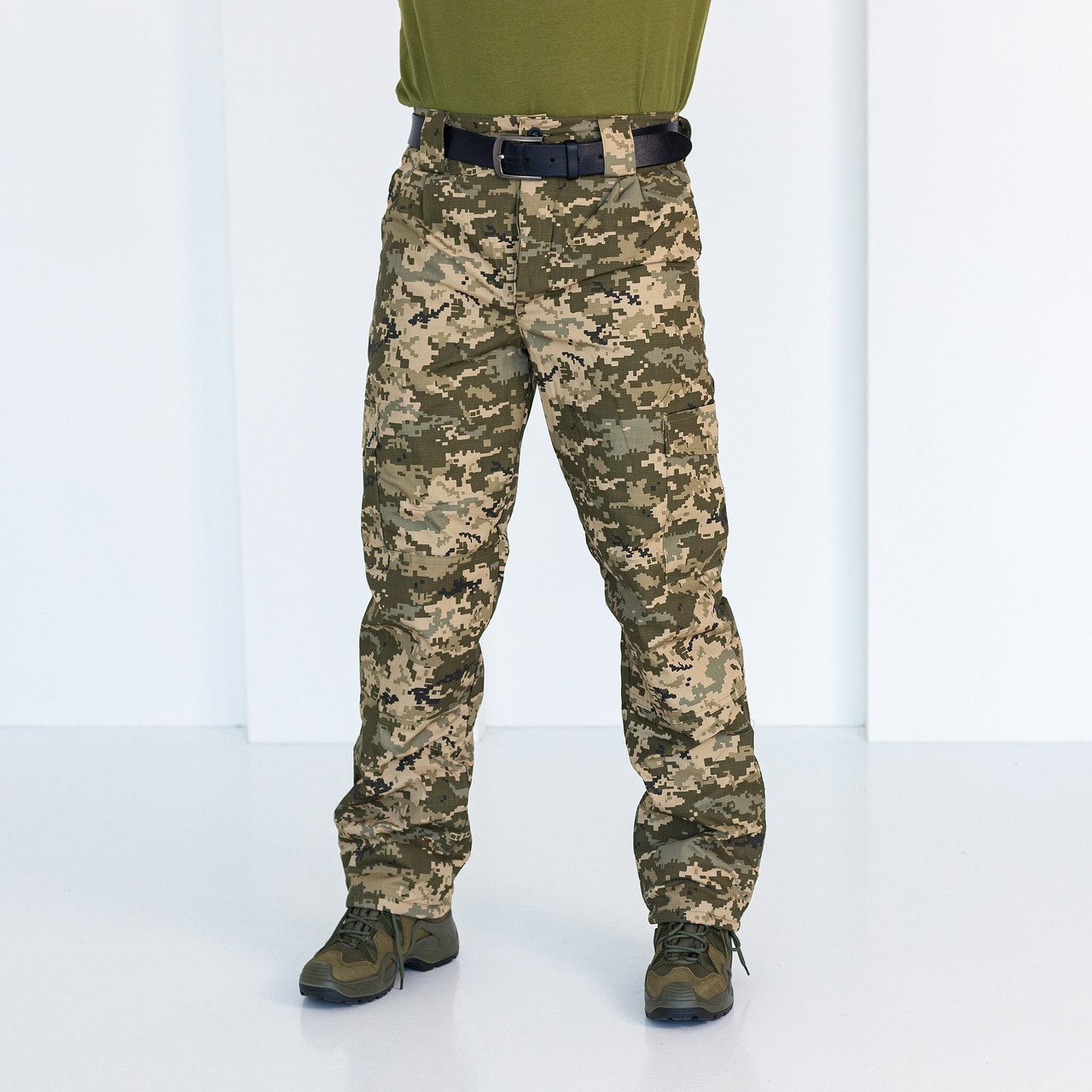 Штани тактичні зимові Піксель, чоловічі утеплені камуфляжні штани на нетканій підкладці 60 фото